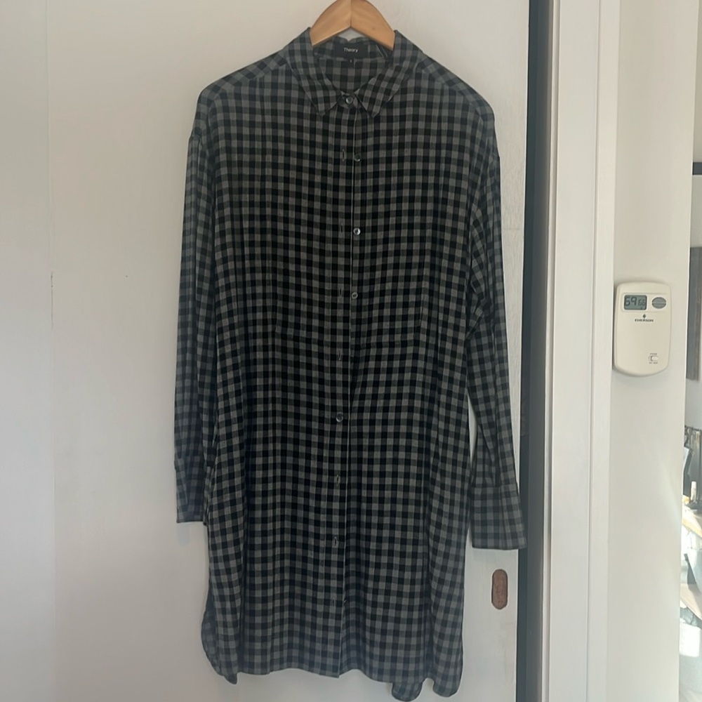 Theory shirt dress. Excellent condition